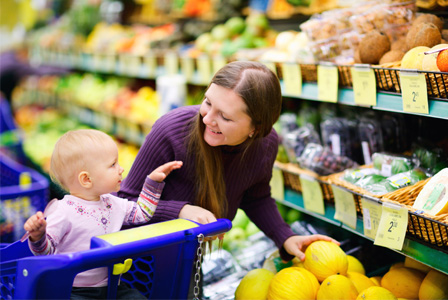 Mum Toddler Supermarket